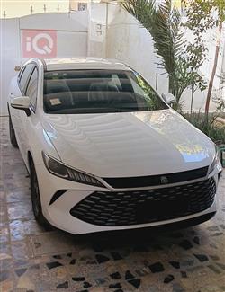 بی وای دی Qin Plus